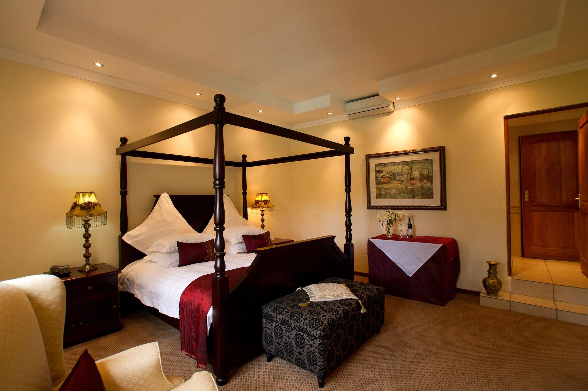 Little Tuscany Boutique Hotel Johannesburg Bagian luar foto