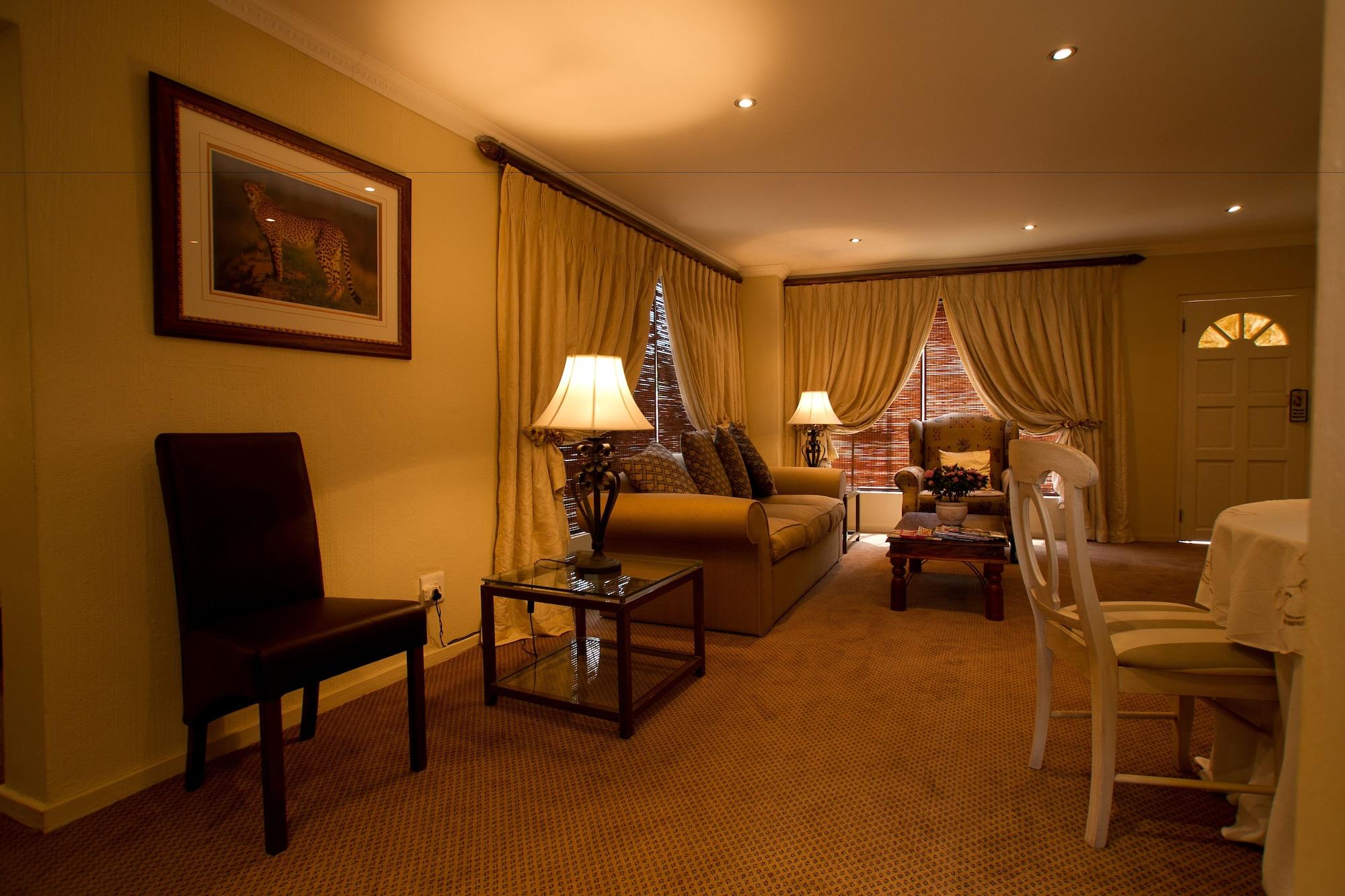 Little Tuscany Boutique Hotel Johannesburg Bagian luar foto