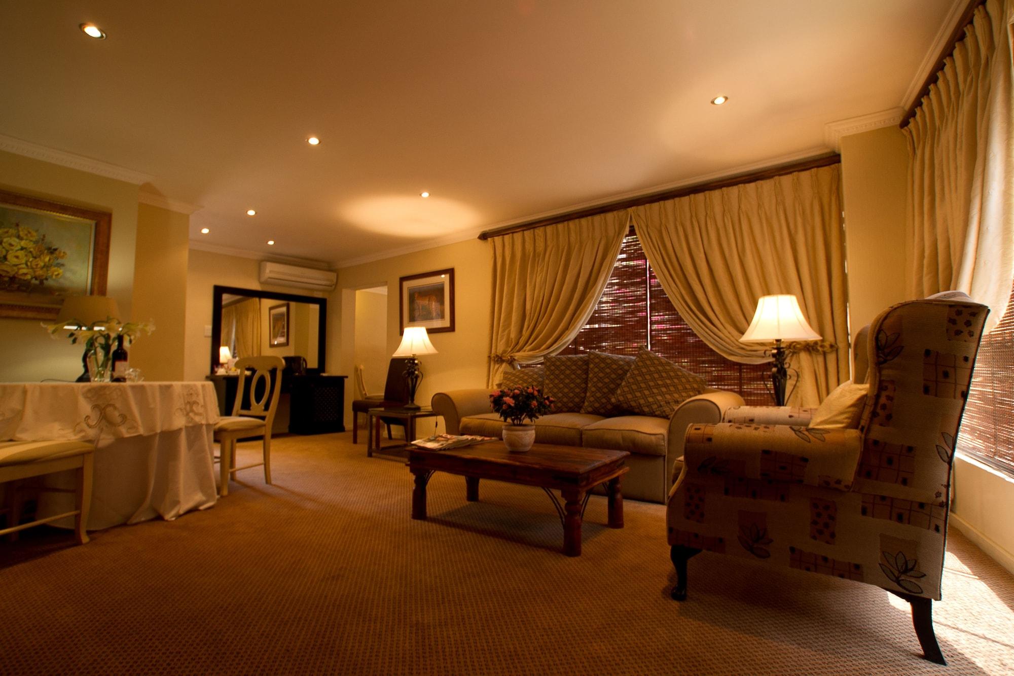 Little Tuscany Boutique Hotel Johannesburg Bagian luar foto