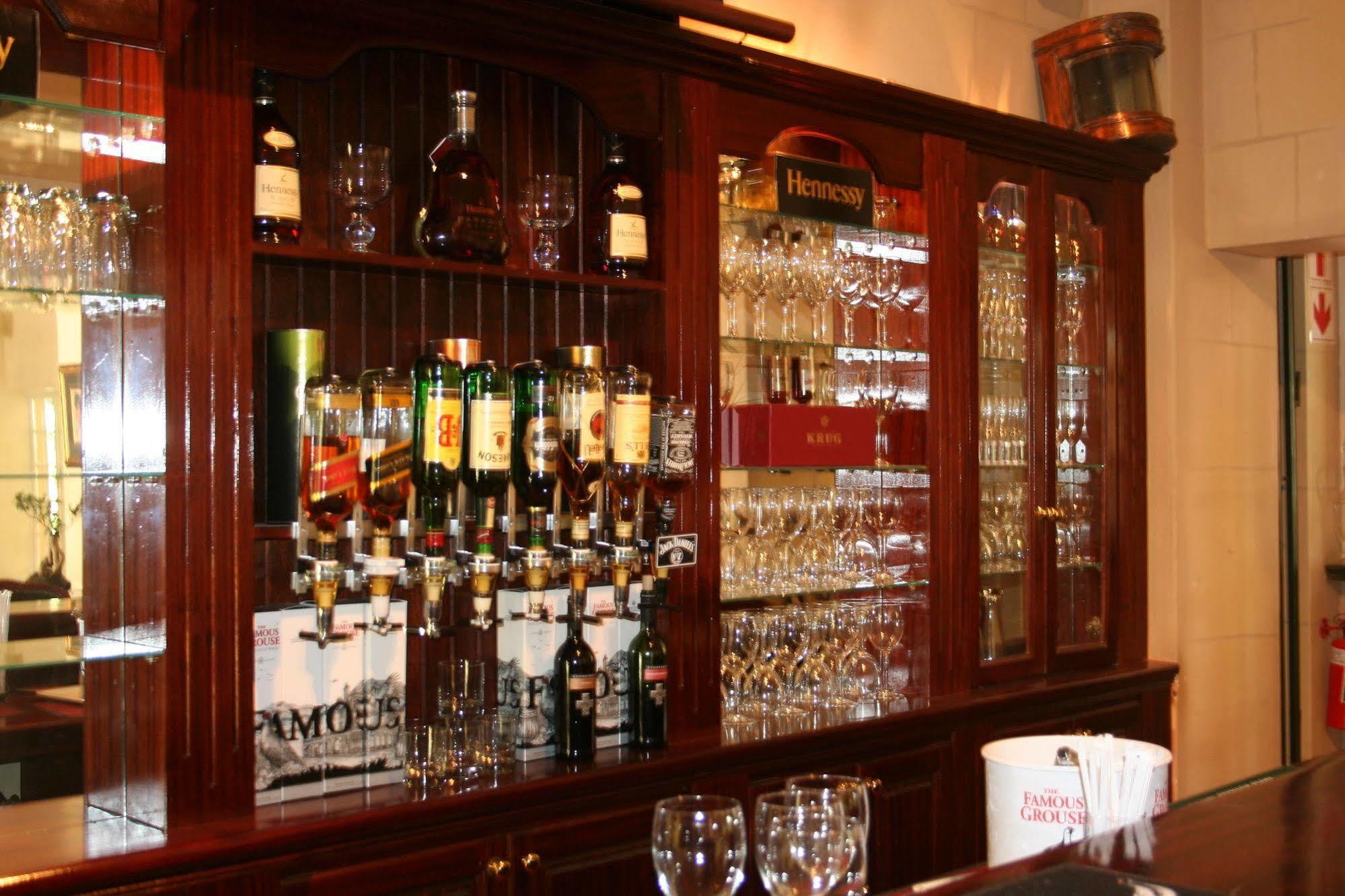 Little Tuscany Boutique Hotel Johannesburg Bagian luar foto