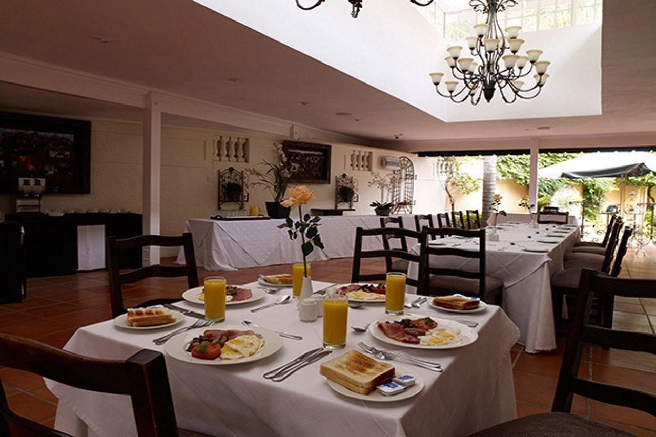 Little Tuscany Boutique Hotel Johannesburg Bagian luar foto